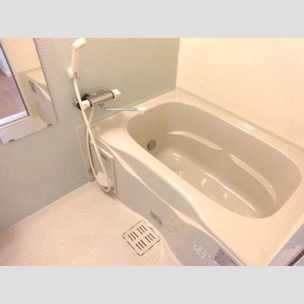 カーサコート熊谷101号室 追い焚き機能付き風呂