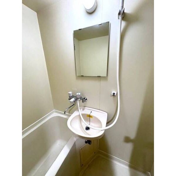 ジュネパレス北柏0106号室 洗面