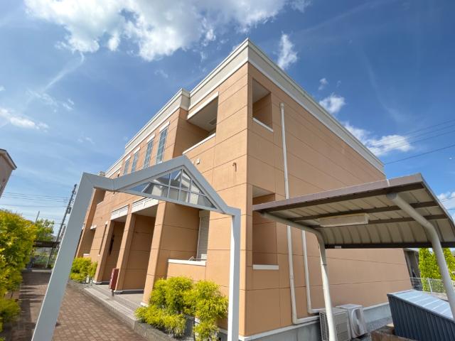 ディスティーノ 外観写真（昼）