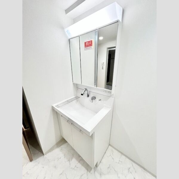 カスタリア西船橋Ⅱ0506号室 洗面所