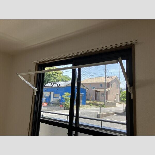 トリニシティ　弐番館101号室 布団も干せる室内物干し