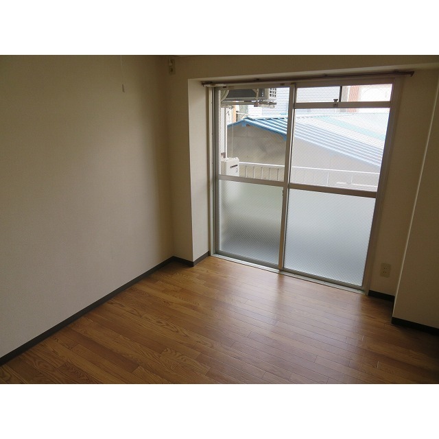 0302号室