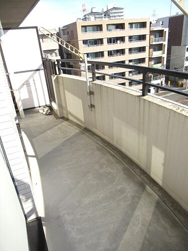 ビューハイツ高山6階 バルコニー　※2021年12月撮影