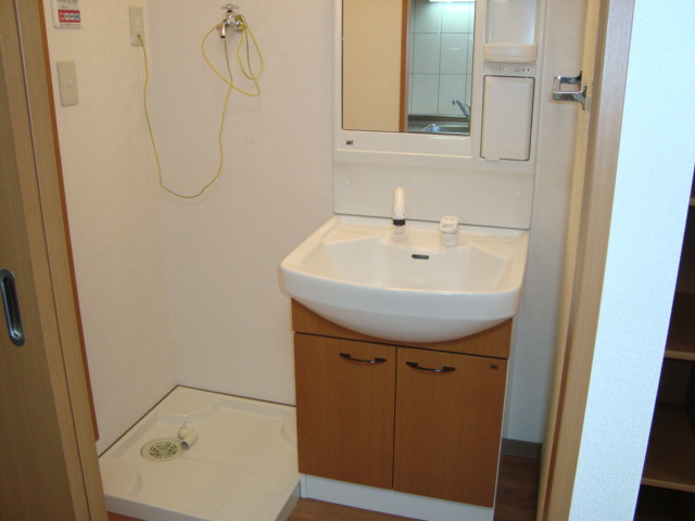 リバパレスおおたかの森 洗面