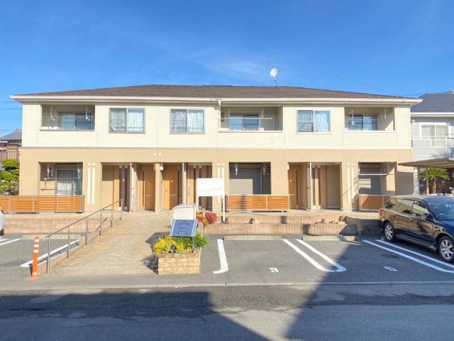 レジデンスさくらⅡ 外観写真（昼）