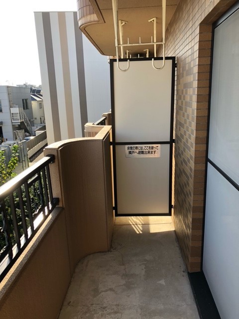 モンテジュール バルコニー