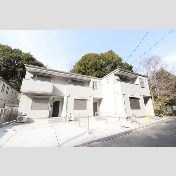 ラ・ぺジブルの外観画像