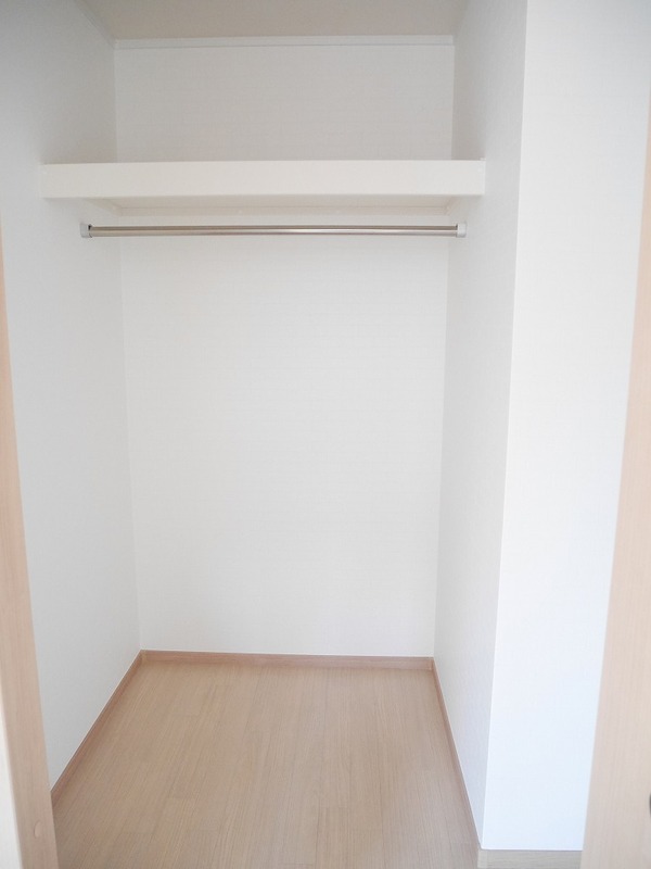 ラシーネ越後山弐番館 収納