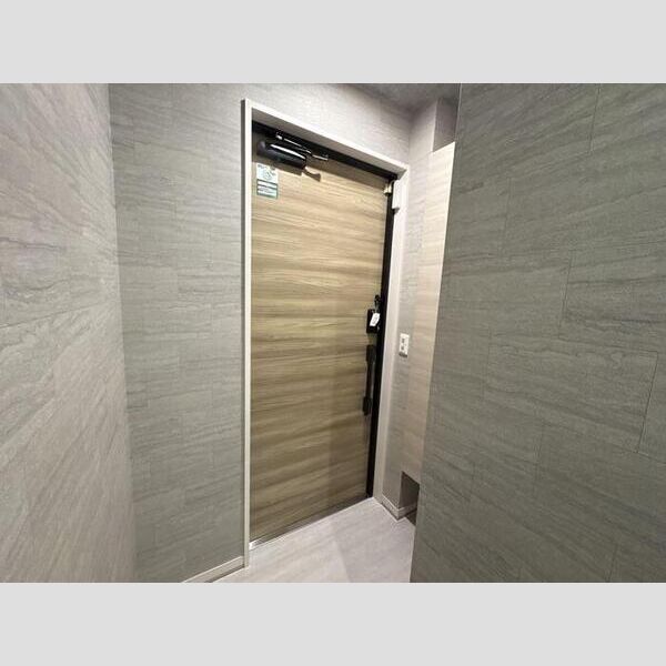 オードリーコート305号室 玄関