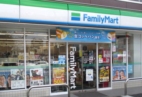 ザ・パークハウス北赤羽 【コンビニエンスストア】ファミリーマート 浮間一丁目店まで1449ｍ