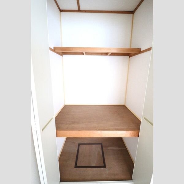 レスポワールS 収納