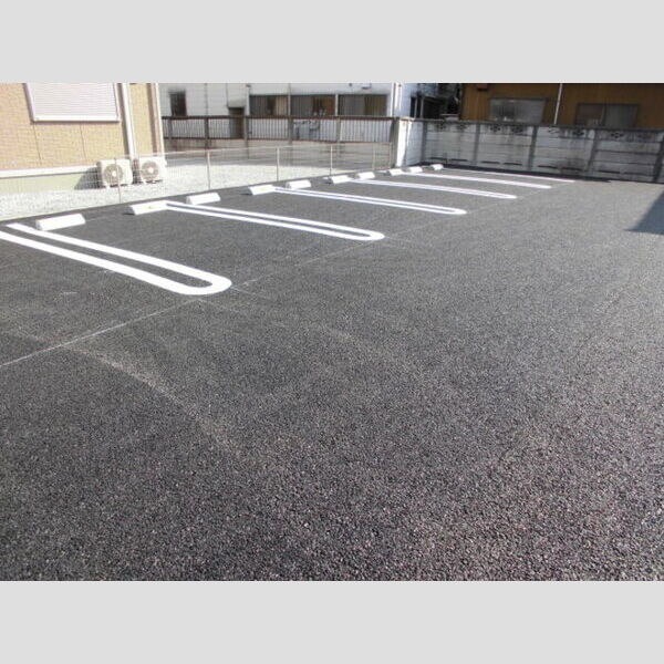 アクシスハイツ203号室 駐車場