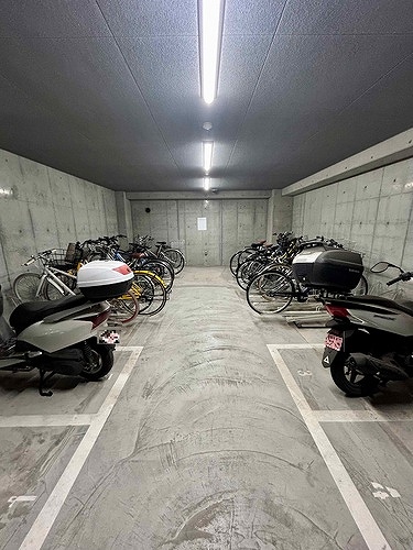 アイル東京スカイツリー弐番館5階 駐輪場　※2026年2月撮影時