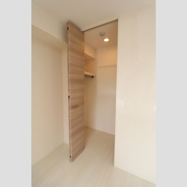 ラ・サカン クローゼット