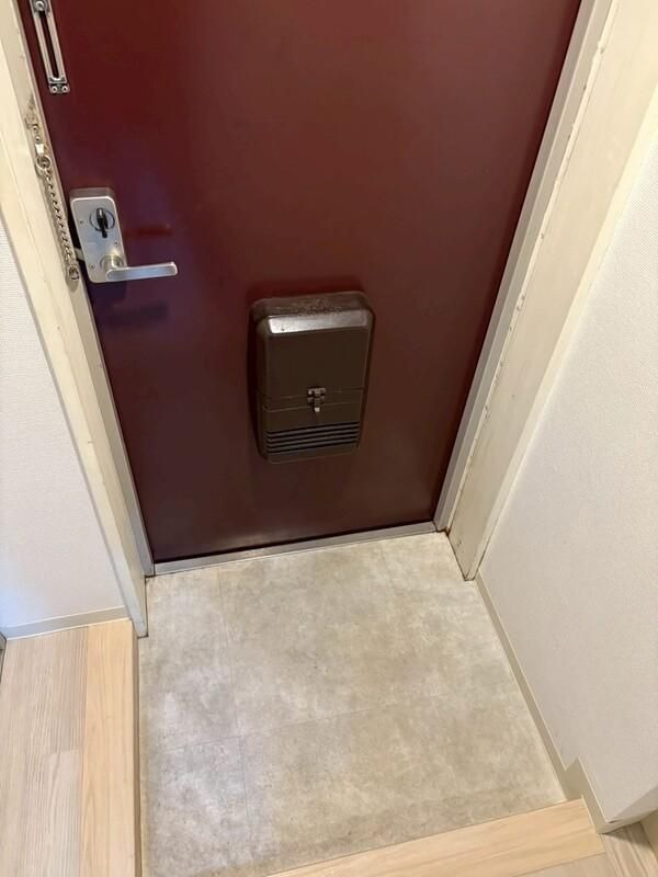 ラポール経堂1階 ※別号室参考写真となります。