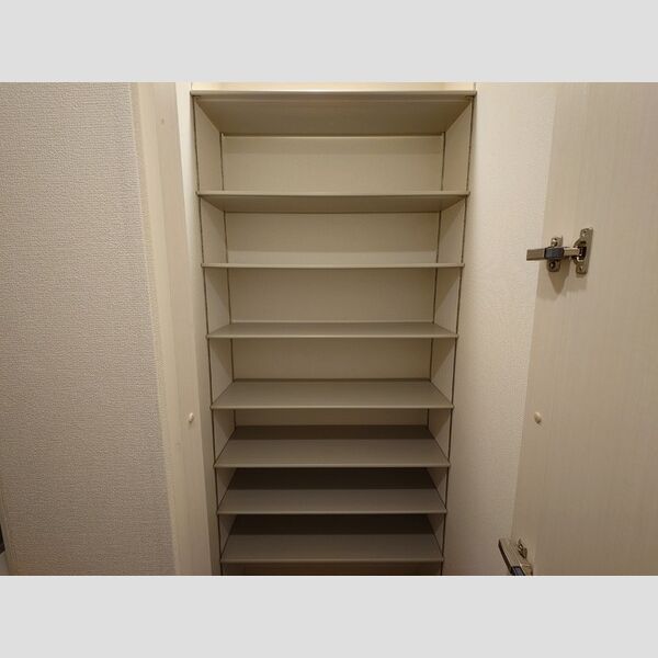 パレス国立 シューズクローク