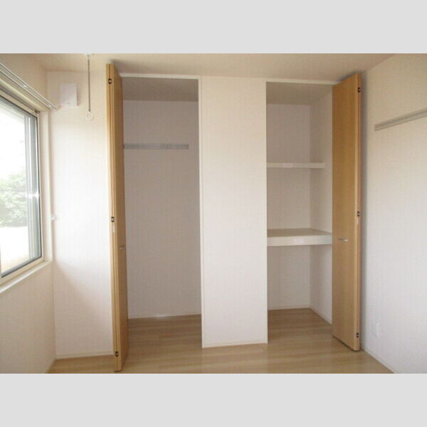 fraiseⅡ 洋室収納