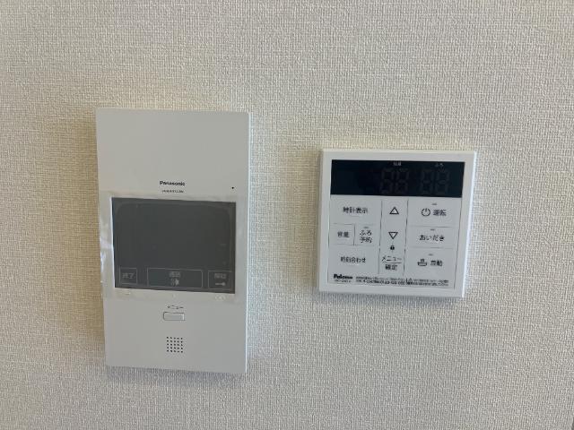 コイトハイツ201号室 モニター付きインターホン