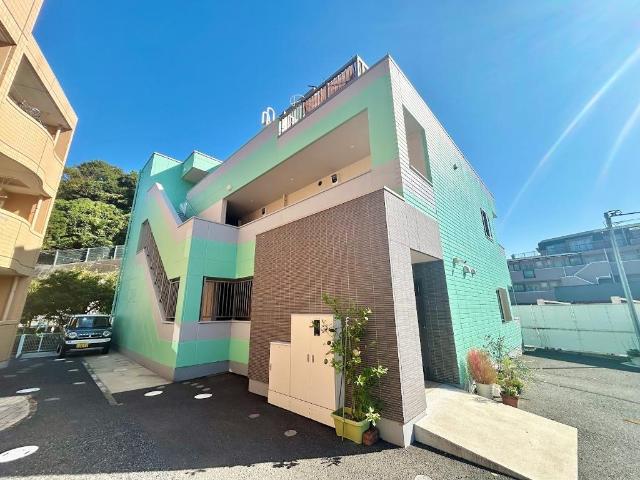 サン　コンフォート 外観写真（昼）