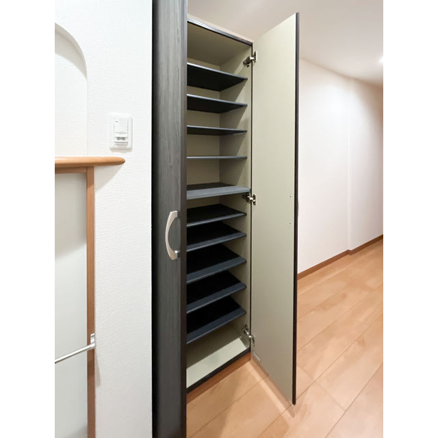 ＧＲＡＮ　ＰＡＳＥＯ舎人0301号室 靴箱