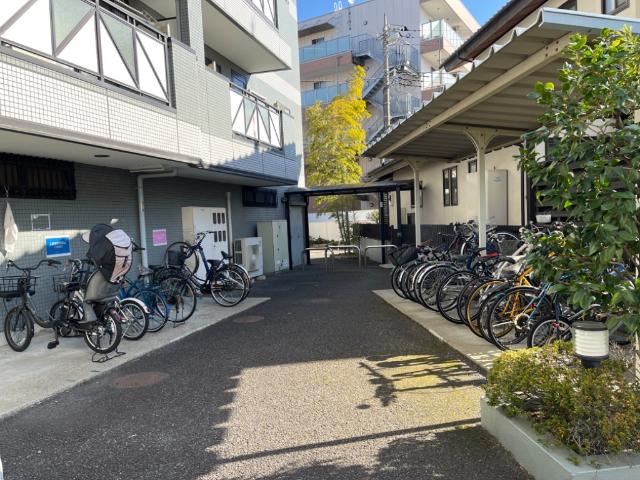 アメニティプレイス 外観写真（昼）