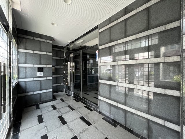レジェンド与野本町 エントランス