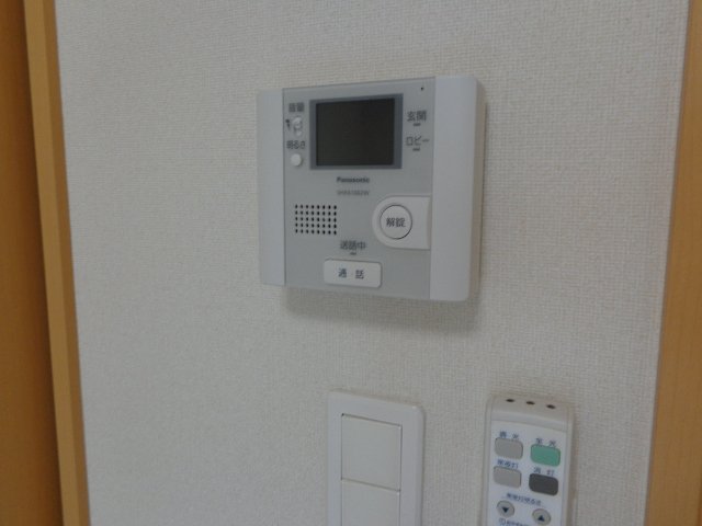 ローデア00402号室 カメラ付インターフォン