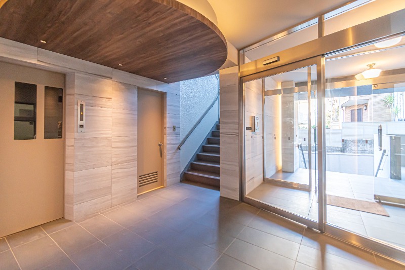 ニュー白金マンション エントランス