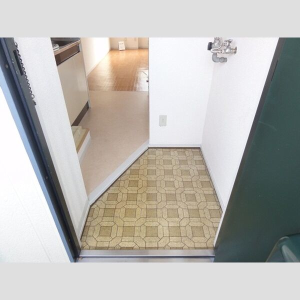 パインヒルズ 玄関