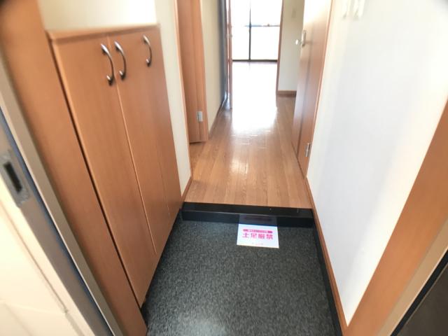 God　valley207号室 玄関