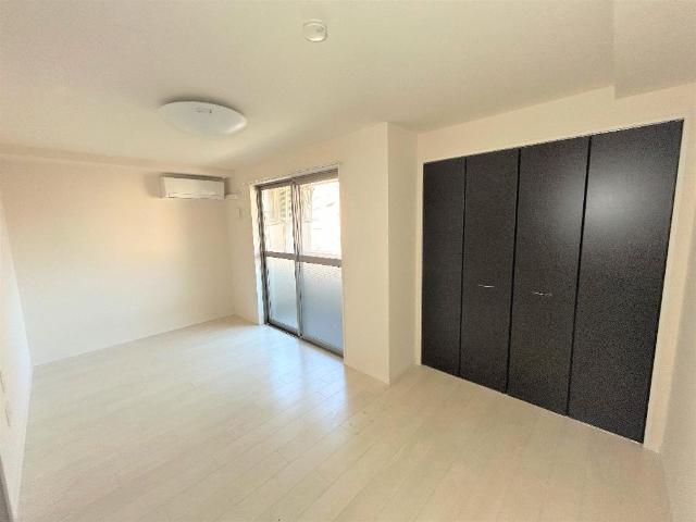 Ｃｈａｔｏｎ Ｂｌａｎｃ201号室 洋室