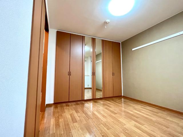 彩都ー花ノ岡 洋室