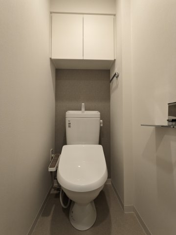 アジールコート板橋本町0802号室 トイレ