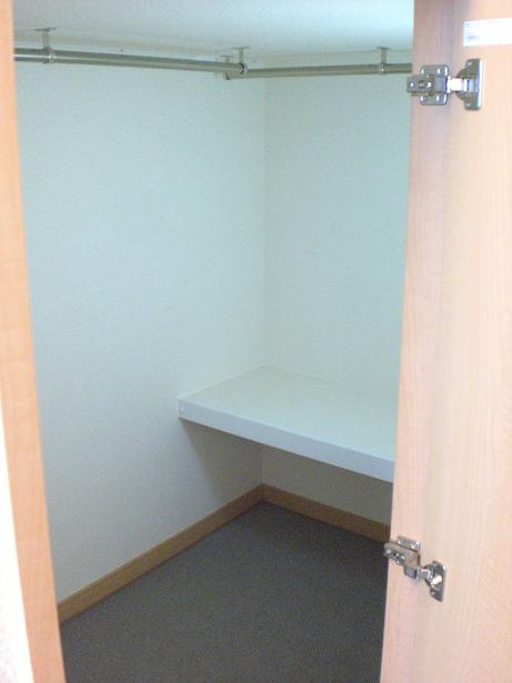 レオパレスアイリスＮ 内観