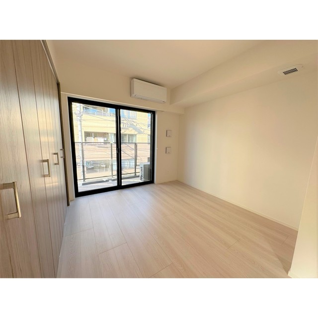 SILVERADO SHIBASAKI-CHO303号室 同建物別部屋の参考画像