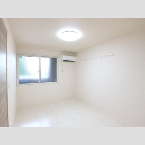 イデアーレ202号室 洋室6.8帖