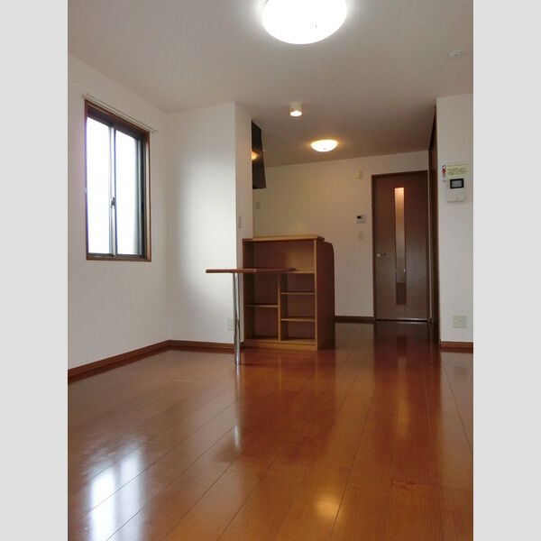 ハーモニーひの101号室 居室部分です♪