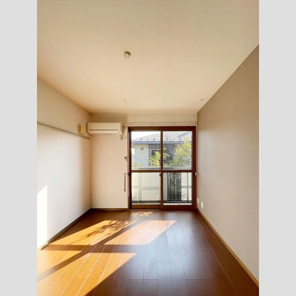 プリズムパーク　AB棟B101号室 洋室