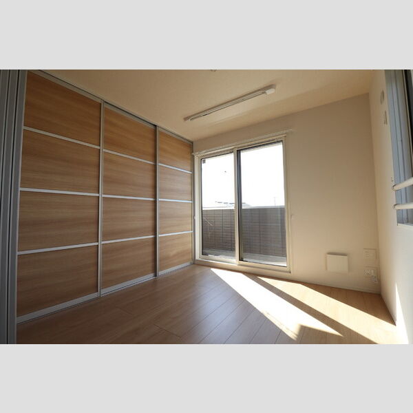 アベニール大倉山203号室 洋室4.6帖