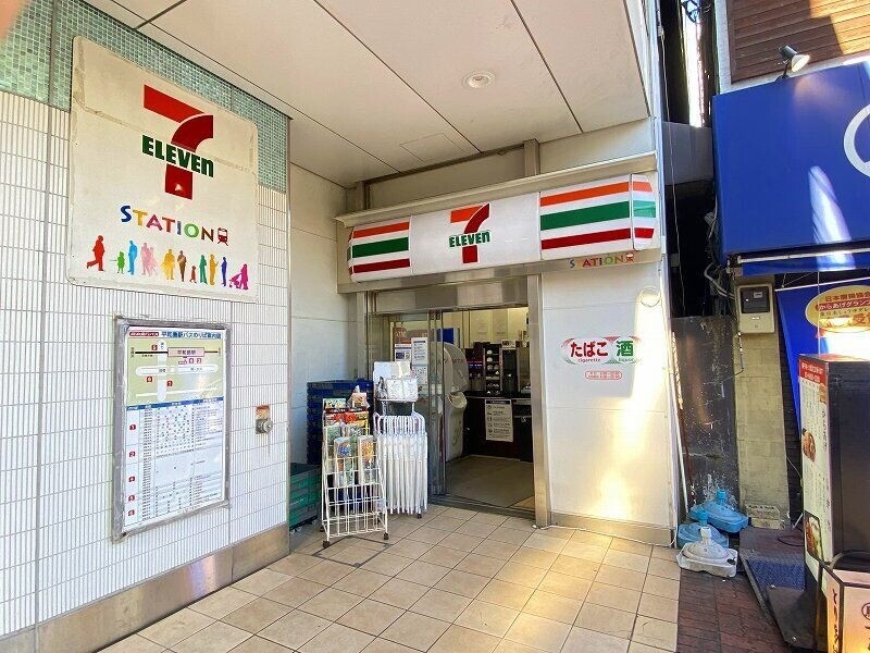 市川ビル セブン-イレブン 京急ＳＴ平和島店