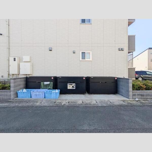 Resilience　A ゴミステーション