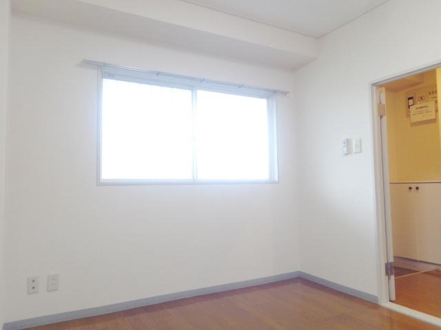 リバーサイドソシア306号室 洋室