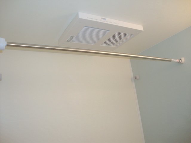 Ｍａｊｅｓｔｉｃ　ｇａｒｄｅｎ101号室 浴室乾燥機