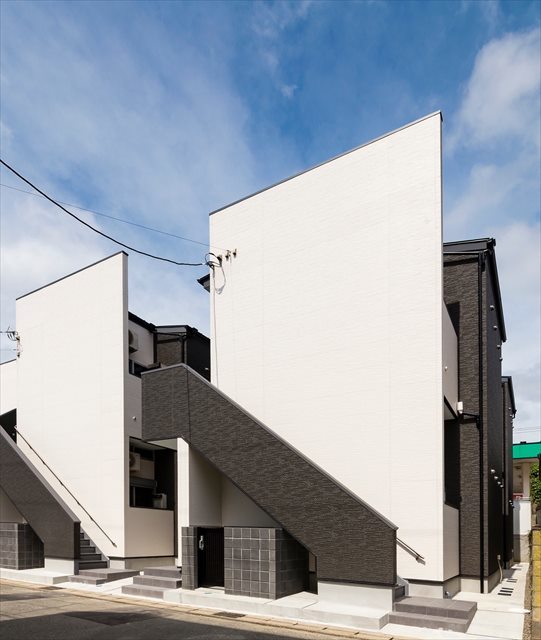 フロルクオーレ2階 デザイナーズ　敷地内ゴミ置き場