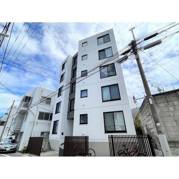 レジス大山 外観