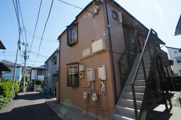 ピュアハウス松ケ丘二番館203号室 外観