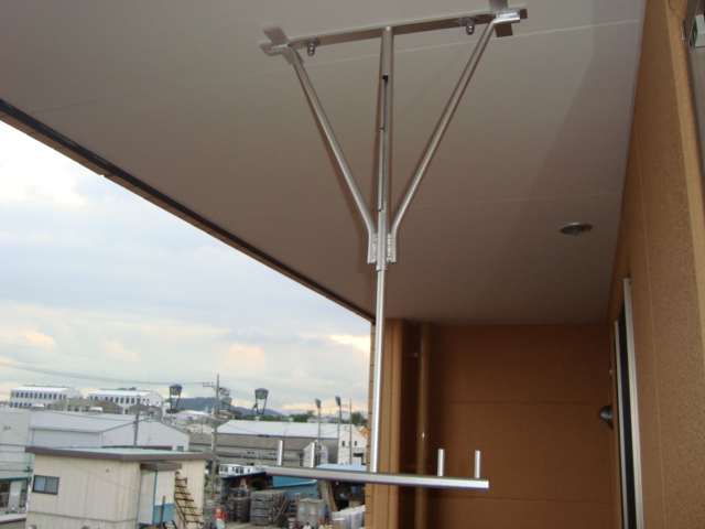 ＥＶＥＲ　ＳＨＩＮＥ　ＳＨＯＮＡＮ00103号室 物干し