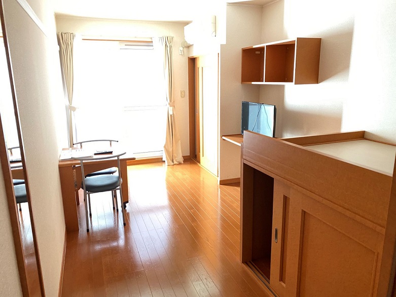 レオパレスさくら リビング