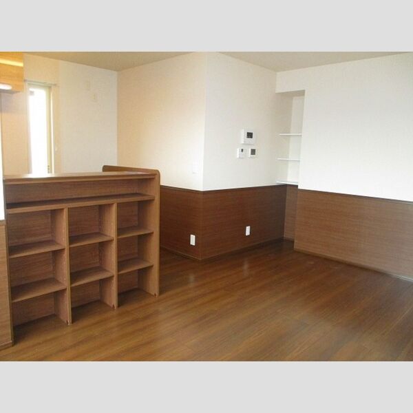 NewRecente港南台 リビング