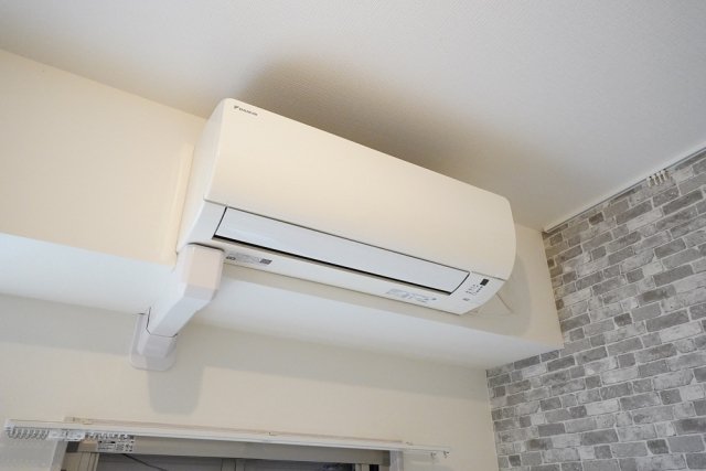 マーベラス鶯谷1階 エアコン